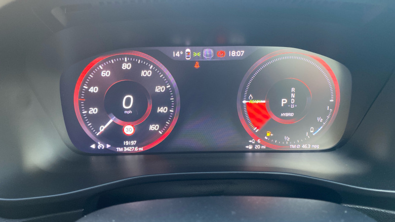 Volvo Xc40 1.5 T5 Recharge PHEV Inscription Pro 5dr Auto Estate